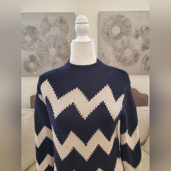 🌹 TALBOTS 🌹 Chunky Knit Mock Neck Chevron Black/White Sweater - [Petite Small] - Picture 2 of 9